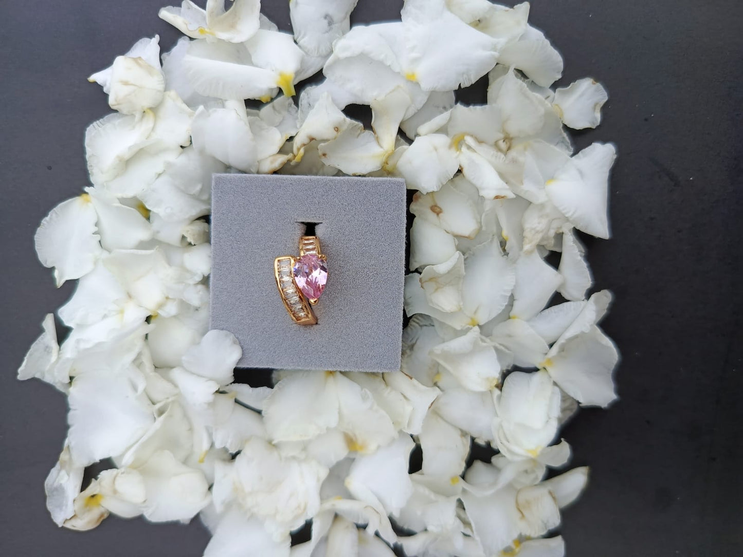 Elegant Ring For Caual Wear