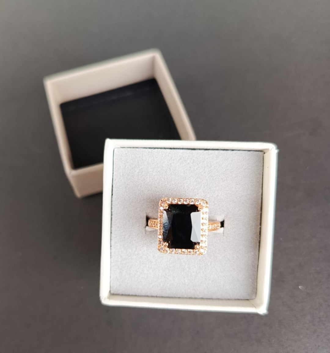 Elegant Ring For Caual Wear